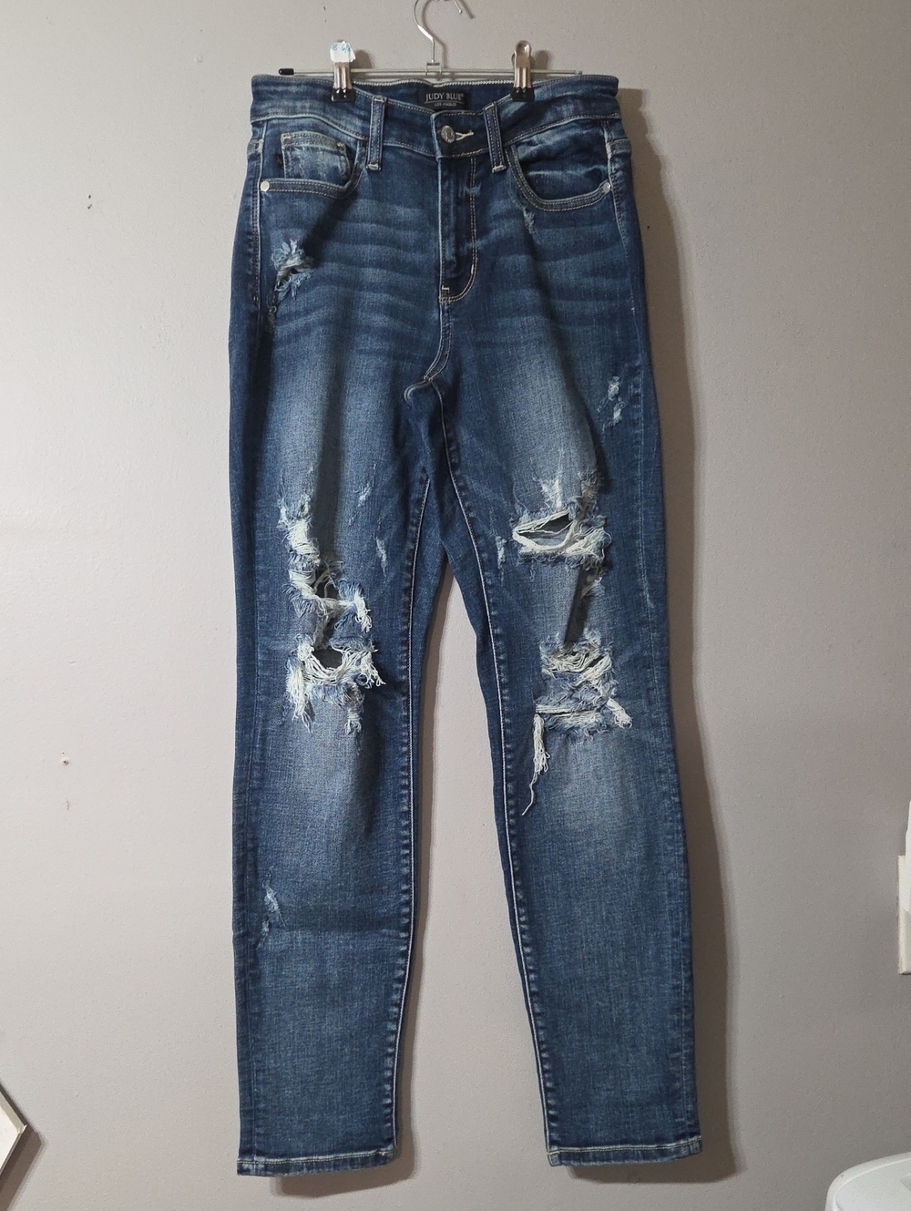 Judy Blue Ripped Dark Blue Boyfriend Jeans